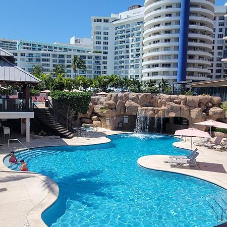 2 Bedroom 2 Bath Beachfront Condo On Miami Beach Millionaire Row Exterior foto