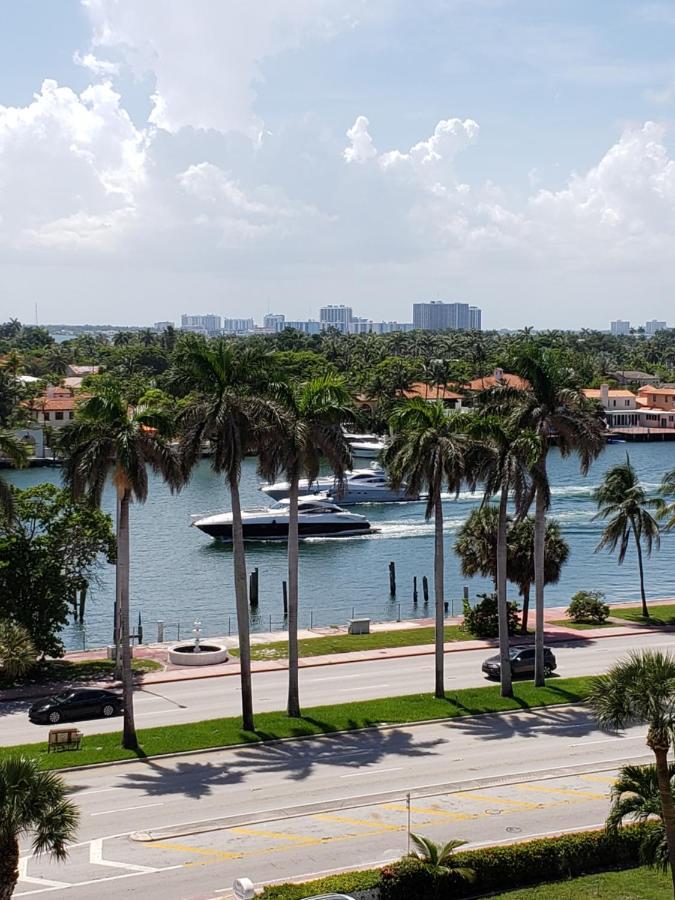 2 Bedroom 2 Bath Beachfront Condo On Miami Beach Millionaire Row Exterior foto