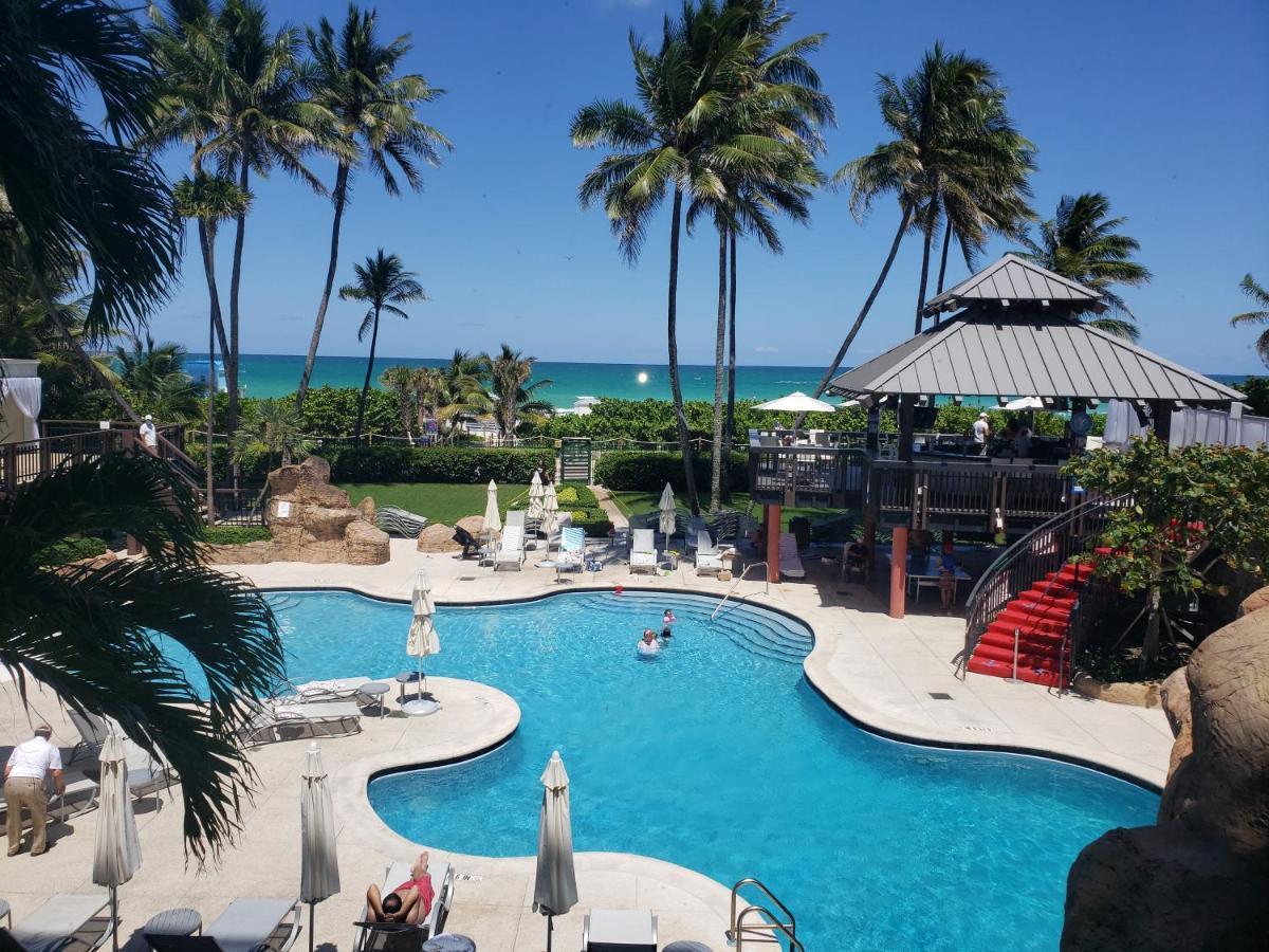 2 Bedroom 2 Bath Beachfront Condo On Miami Beach Millionaire Row Exterior foto
