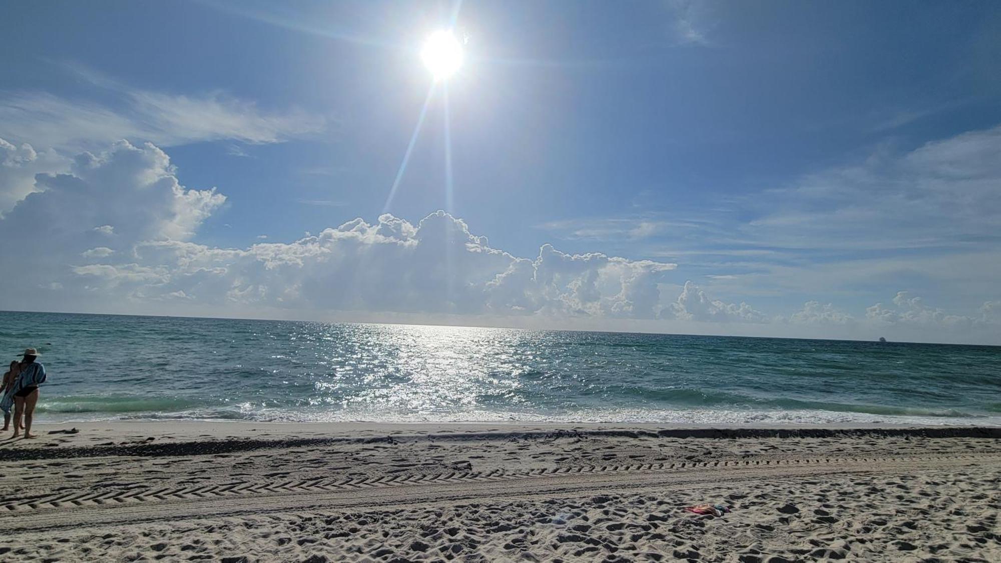 2 Bedroom 2 Bath Beachfront Condo On Miami Beach Millionaire Row Exterior foto