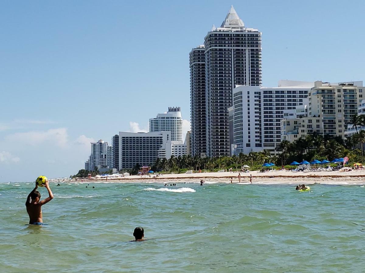 2 Bedroom 2 Bath Beachfront Condo On Miami Beach Millionaire Row Exterior foto