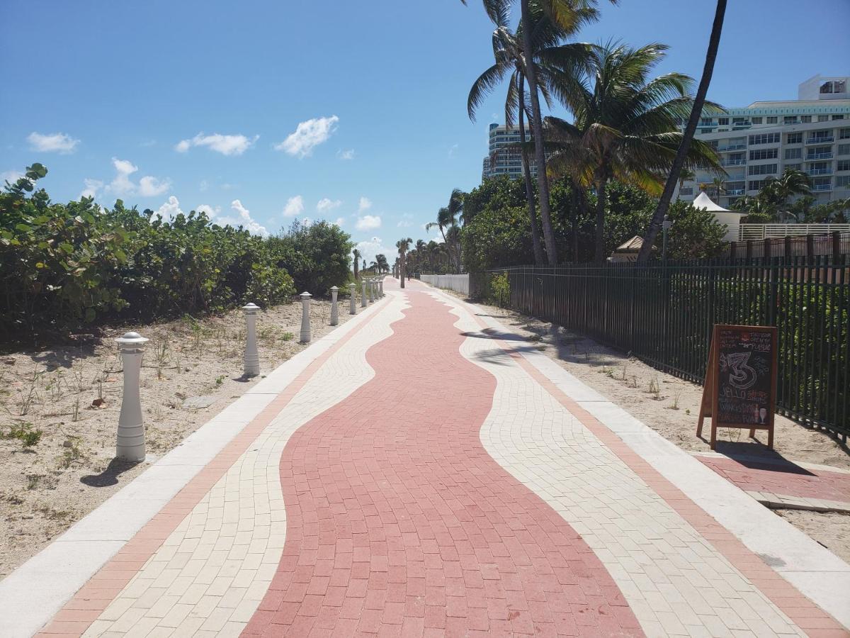 2 Bedroom 2 Bath Beachfront Condo On Miami Beach Millionaire Row Exterior foto
